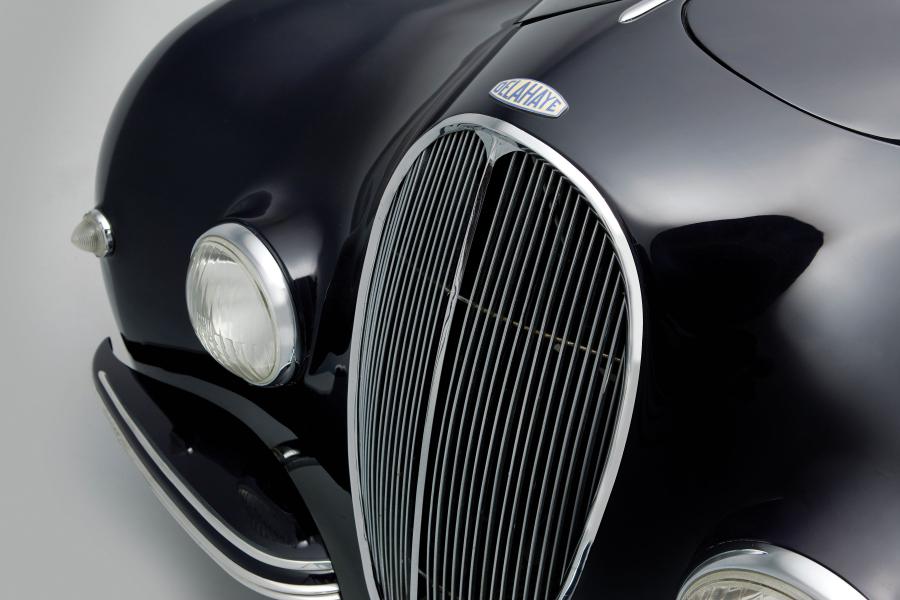 Детали экстерьера Delahaye 135 Cabriolet par Graber 1946 года  (фото 10 из 18)
